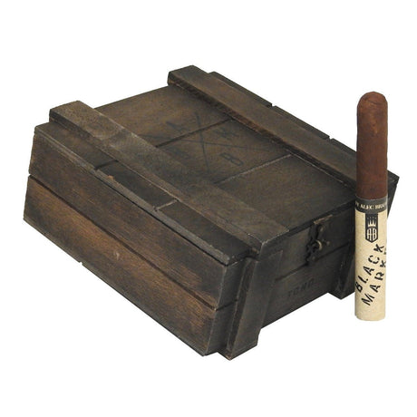 Alec Bradley Black Market Toro