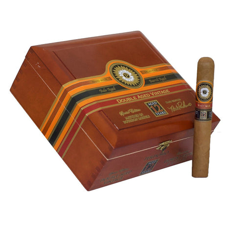 Perdomo Double Aged Vintage 12 Year Connecticut Gordo Extra